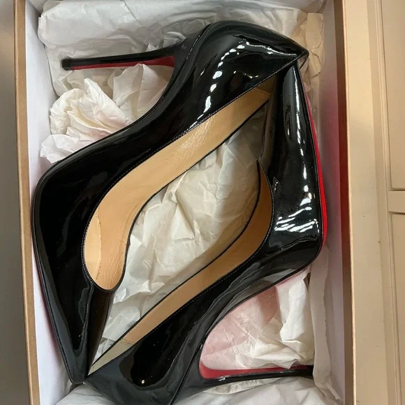 Christian Louboutin Kate 554 100 Patent - Picture 2 of 11